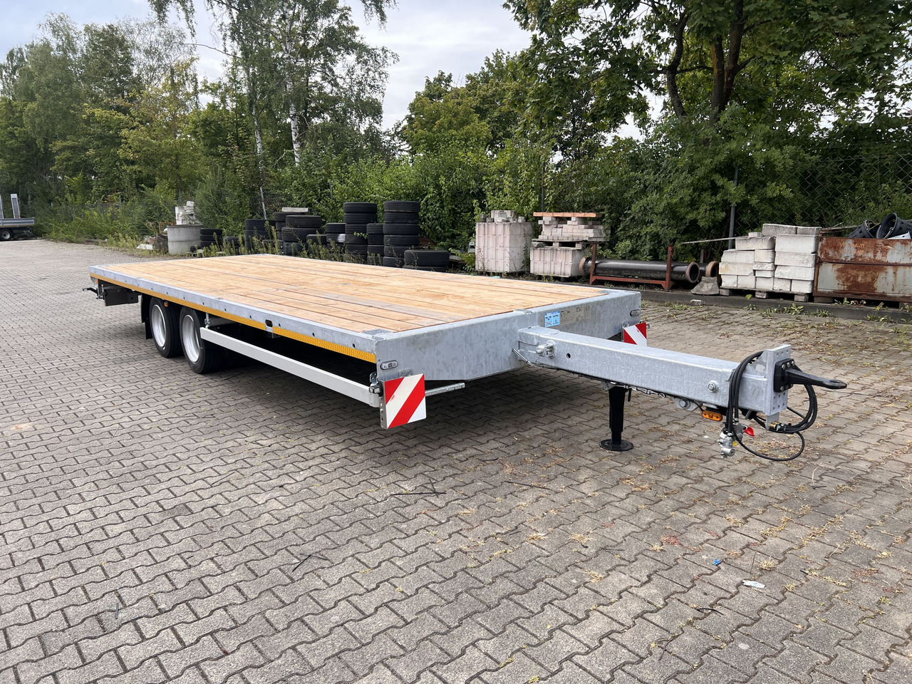 Möslein THT 14-G 7,20 ausziehbar 13,9 t Tandemanhänger- Tieflader, ausziehbar - Lavaperävaunu: kuva Möslein THT 14-G 7,20 ausziehbar 13,9 t Tandemanhänger- Tieflader, ausziehbar - Lavaperävaunu Möslein THT 14-G 7,20 ausziehbar 13,9 t Tandemanhänger- Tieflader, ausziehbar - Lavaperävaunu: kuva Möslein THT 14-G 7,20 ausziehbar 13,9 t Tandemanhänger- Tieflader, ausziehbar - Lavaperävaunu