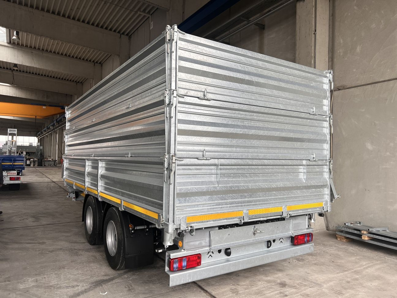 Möslein TTD 19 AB  19 t Tandem Kipper Tieflader2 x Aufsatzbordwänden-- Neufahrzeug -- - Kippiauto perävaunu: kuva Möslein TTD 19 AB  19 t Tandem Kipper Tieflader2 x Aufsatzbordwänden-- Neufahrzeug -- - Kippiauto perävaunu Möslein TTD 19 AB  19 t Tandem Kipper Tieflader2 x Aufsatzbordwänden-- Neufahrzeug -- - Kippiauto perävaunu: kuva Möslein TTD 19 AB  19 t Tandem Kipper Tieflader2 x Aufsatzbordwänden-- Neufahrzeug -- - Kippiauto perävaunu