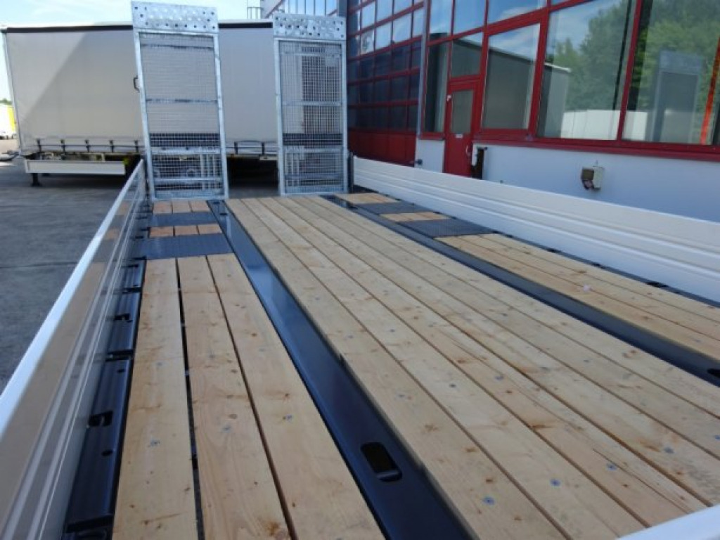 Möslein TTT 13 6,2 BR Weiß Neuer 13 t GG Tandemtieflader mit Breiten Rampen - Apuvaunu perävaunu: kuva Möslein TTT 13 6,2 BR Weiß Neuer 13 t GG Tandemtieflader mit Breiten Rampen - Apuvaunu perävaunu Möslein TTT 13 6,2 BR Weiß Neuer 13 t GG Tandemtieflader mit Breiten Rampen - Apuvaunu perävaunu: kuva Möslein TTT 13 6,2 BR Weiß Neuer 13 t GG Tandemtieflader mit Breiten Rampen - Apuvaunu perävaunu