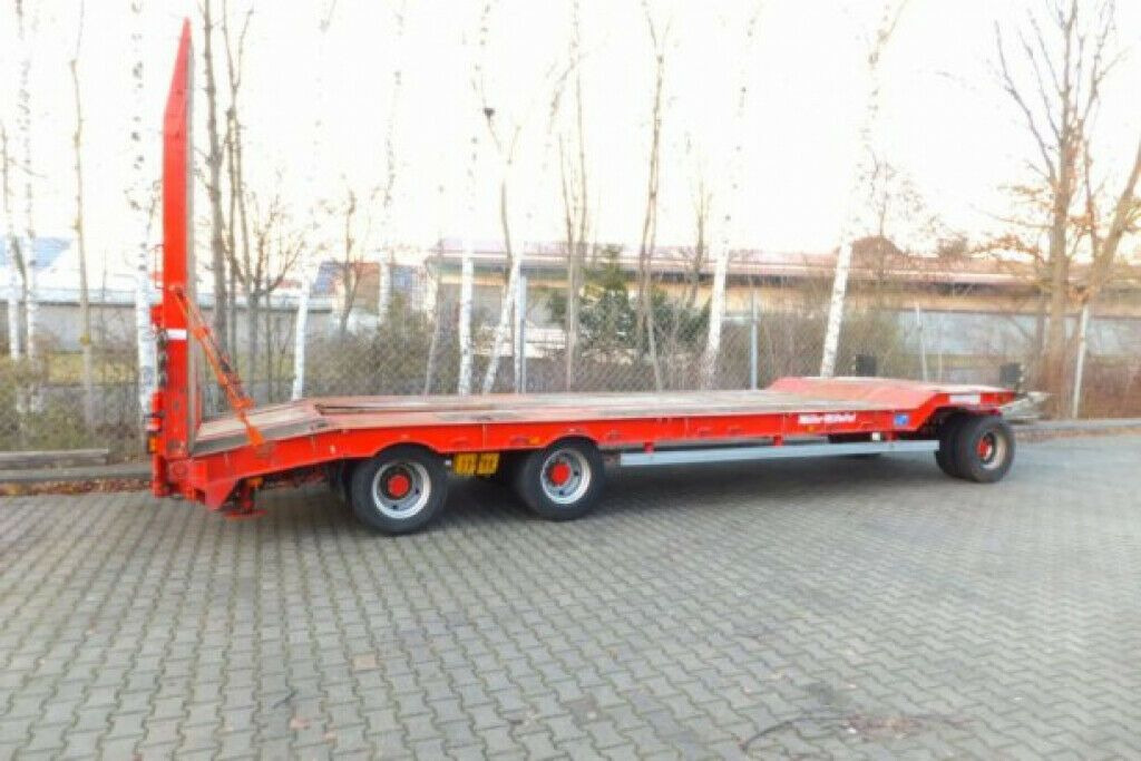 Müller-Mitteltal 3 Achs Tieflader- Anhänger - Apuvaunu perävaunu: kuva Müller-Mitteltal 3 Achs Tieflader- Anhänger - Apuvaunu perävaunu Müller-Mitteltal 3 Achs Tieflader- Anhänger - Apuvaunu perävaunu: kuva Müller-Mitteltal 3 Achs Tieflader- Anhänger - Apuvaunu perävaunu