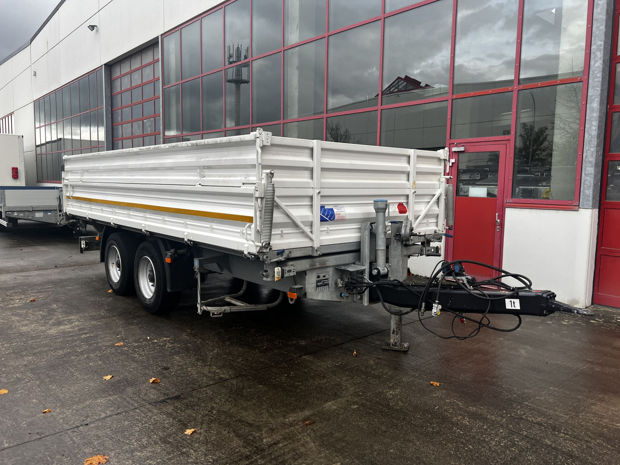 Schmid Fahrzeugbau DK 135 AR 13,5 t Tandemkipper mit Aufsatzbordwänden - Kippiauto perävaunu: kuva Schmid Fahrzeugbau DK 135 AR 13,5 t Tandemkipper mit Aufsatzbordwänden - Kippiauto perävaunu Schmid Fahrzeugbau DK 135 AR 13,5 t Tandemkipper mit Aufsatzbordwänden - Kippiauto perävaunu: kuva Schmid Fahrzeugbau DK 135 AR 13,5 t Tandemkipper mit Aufsatzbordwänden - Kippiauto perävaunu