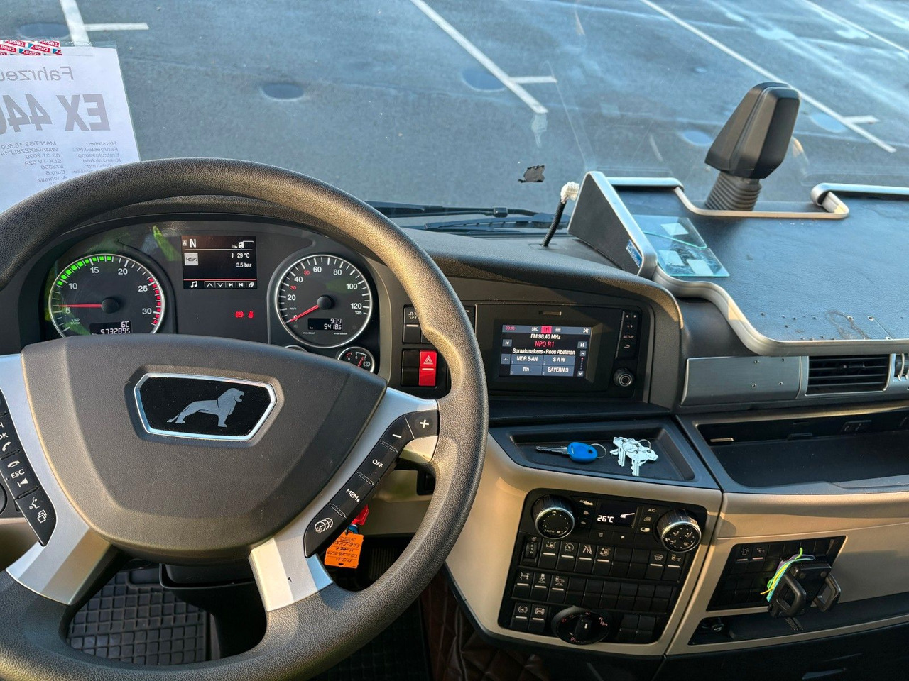 Vetopöytäauto MAN TGX 18.510 XXL Retarder ACC LGS: kuva Vetopöytäauto MAN TGX 18.510 XXL Retarder ACC LGS