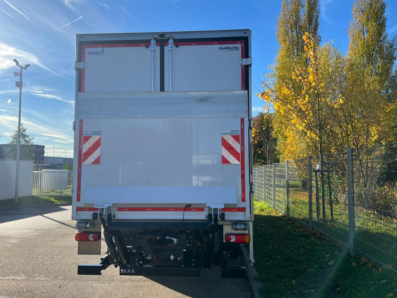 DAF FA XB 310 18t Kress Kühlaufbau - Refrigeraattori kuorma-auto: kuva DAF FA XB 310 18t Kress Kühlaufbau - Refrigeraattori kuorma-auto DAF FA XB 310 18t Kress Kühlaufbau - Refrigeraattori kuorma-auto: kuva DAF FA XB 310 18t Kress Kühlaufbau - Refrigeraattori kuorma-auto