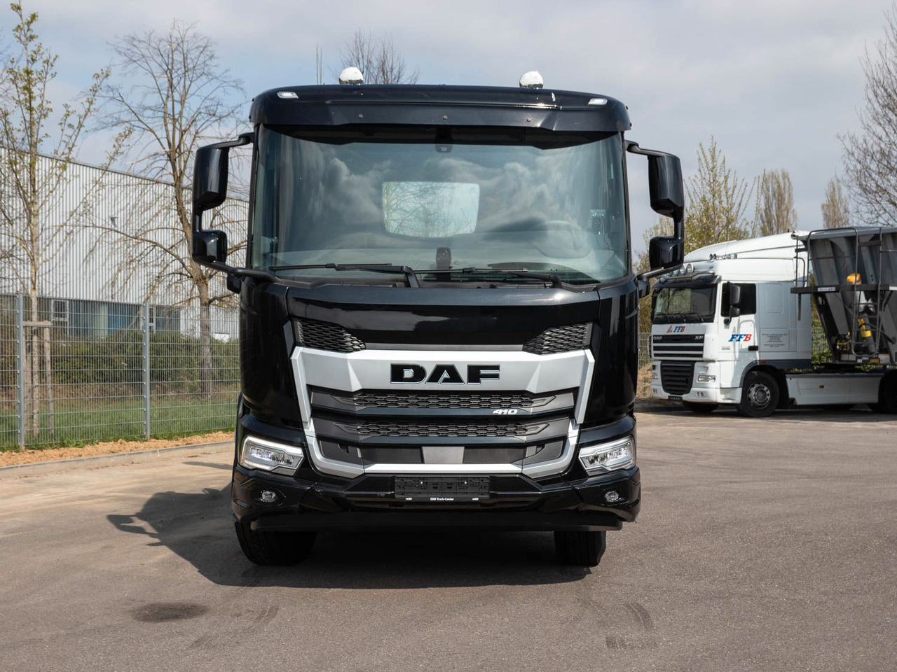 DAF FA XD 410 VDL Absetzkipper DAF FA XD 410 VDL Absetzkipper - Nostovarsi-vaihtolavakuorma kuorma-auto: kuva DAF FA XD 410 VDL Absetzkipper DAF FA XD 410 VDL Absetzkipper - Nostovarsi-vaihtolavakuorma kuorma-auto DAF FA XD 410 VDL Absetzkipper DAF FA XD 410 VDL Absetzkipper - Nostovarsi-vaihtolavakuorma kuorma-auto: kuva DAF FA XD 410 VDL Absetzkipper DAF FA XD 410 VDL Absetzkipper - Nostovarsi-vaihtolavakuorma kuorma-auto