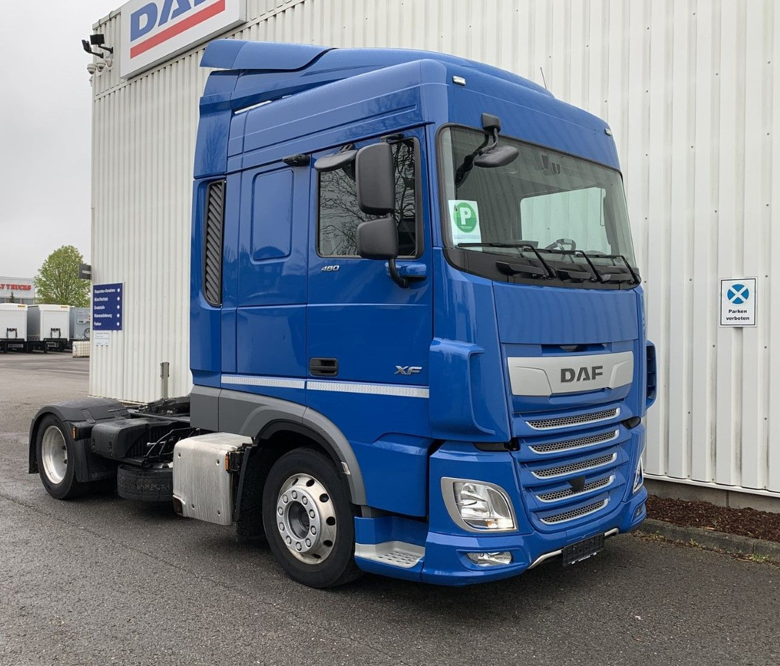 DAF FT XF 480 SC LD - Vetopöytäauto: kuva DAF FT XF 480 SC LD - Vetopöytäauto DAF FT XF 480 SC LD - Vetopöytäauto: kuva DAF FT XF 480 SC LD - Vetopöytäauto