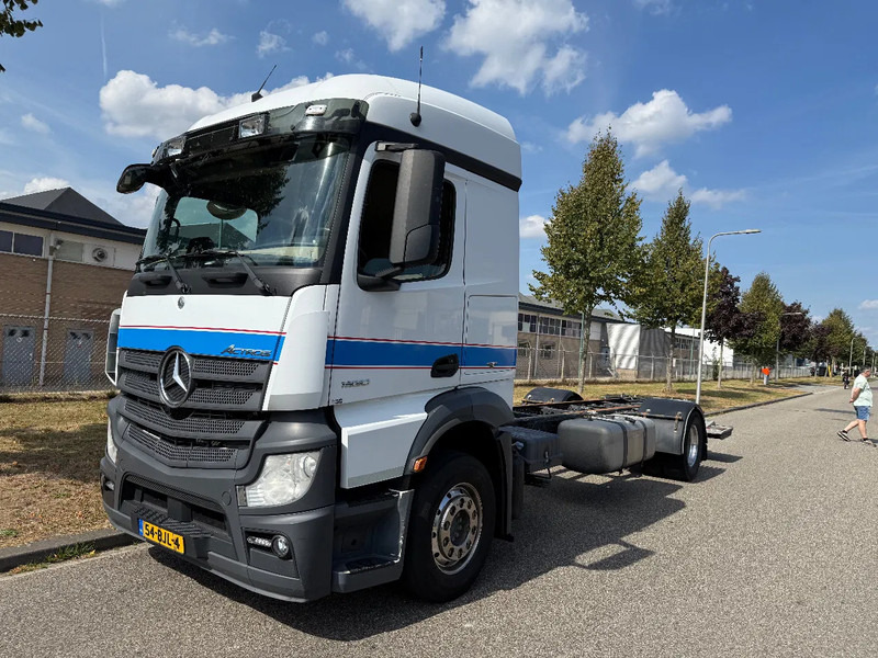 Mercedes-Benz Actros 1930 2017 only 414.000 km - Kuorma-auto alusta: kuva Mercedes-Benz Actros 1930 2017 only 414.000 km - Kuorma-auto alusta Mercedes-Benz Actros 1930 2017 only 414.000 km - Kuorma-auto alusta: kuva Mercedes-Benz Actros 1930 2017 only 414.000 km - Kuorma-auto alusta