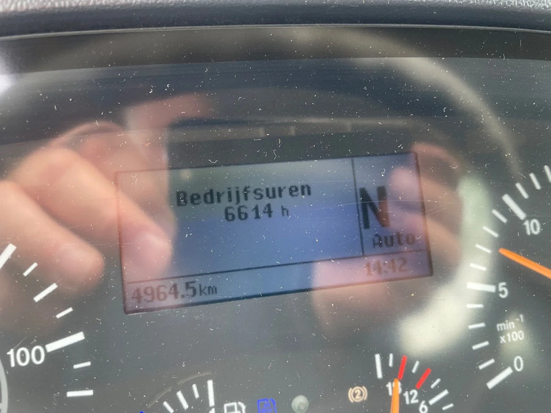 Kippiauto kuorma-auto Mercedes-Benz unimog U400: kuva Kippiauto kuorma-auto Mercedes-Benz unimog U400 Kippiauto kuorma-auto Mercedes-Benz unimog U400: kuva Kippiauto kuorma-auto Mercedes-Benz unimog U400