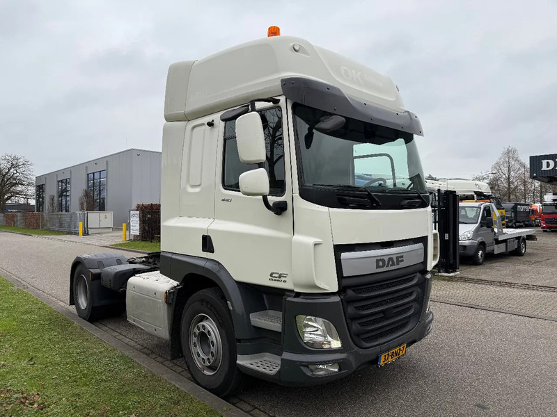 DAF CF 440 3-2016 ONLY 728.000 KM - Vetopöytäauto: kuva DAF CF 440 3-2016 ONLY 728.000 KM - Vetopöytäauto DAF CF 440 3-2016 ONLY 728.000 KM - Vetopöytäauto: kuva DAF CF 440 3-2016 ONLY 728.000 KM - Vetopöytäauto
