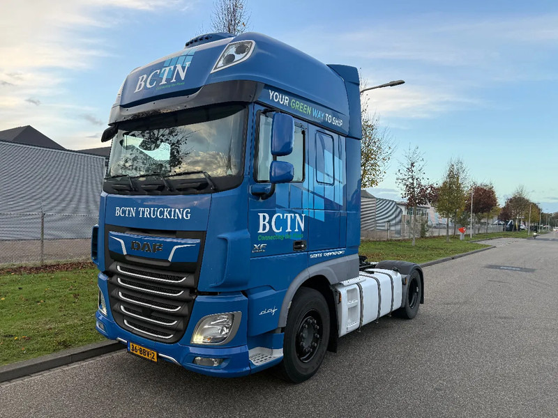 DAF XF 460 SSC 2013 euro 6 - Vetopöytäauto: kuva DAF XF 460 SSC 2013 euro 6 - Vetopöytäauto DAF XF 460 SSC 2013 euro 6 - Vetopöytäauto: kuva DAF XF 460 SSC 2013 euro 6 - Vetopöytäauto