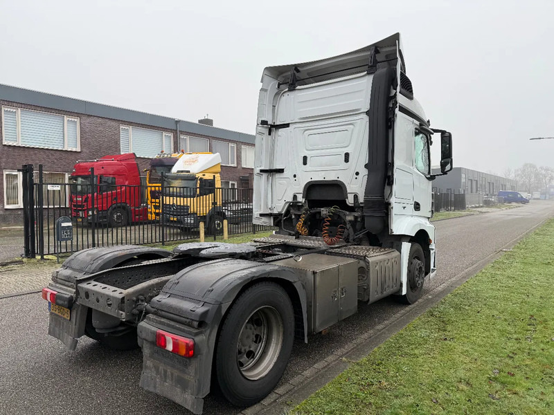 Mercedes-Benz Actros 1940 - Vetopöytäauto: kuva Mercedes-Benz Actros 1940 - Vetopöytäauto Mercedes-Benz Actros 1940 - Vetopöytäauto: kuva Mercedes-Benz Actros 1940 - Vetopöytäauto