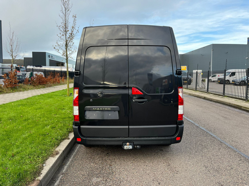 Renault Master 130.33 L2H2 2.3dci - Pieni pakettiauto: kuva Renault Master 130.33 L2H2 2.3dci - Pieni pakettiauto Renault Master 130.33 L2H2 2.3dci - Pieni pakettiauto: kuva Renault Master 130.33 L2H2 2.3dci - Pieni pakettiauto