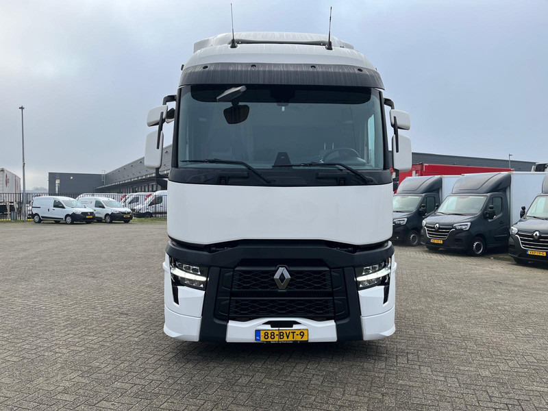 Renault T-13 EVO 480 T4X2 X-LOW SLEEPERCAB - Vetopöytäauto: kuva Renault T-13 EVO 480 T4X2 X-LOW SLEEPERCAB - Vetopöytäauto Renault T-13 EVO 480 T4X2 X-LOW SLEEPERCAB - Vetopöytäauto: kuva Renault T-13 EVO 480 T4X2 X-LOW SLEEPERCAB - Vetopöytäauto