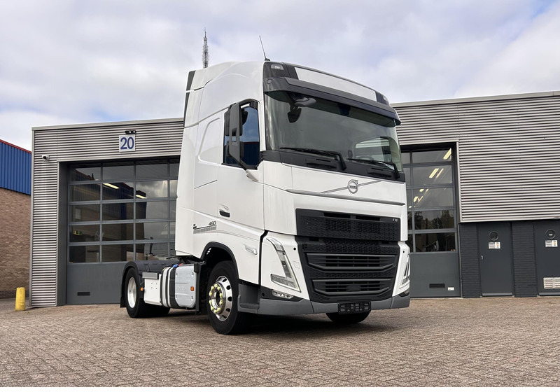 Volvo FH - Vetopöytäauto: kuva Volvo FH - Vetopöytäauto Volvo FH - Vetopöytäauto: kuva Volvo FH - Vetopöytäauto