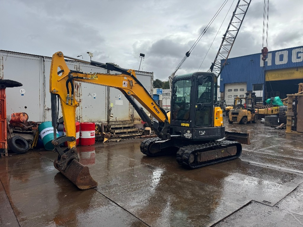 Bobcat E 50 EM - Minikuormaaja: kuva Bobcat E 50 EM - Minikuormaaja Bobcat E 50 EM - Minikuormaaja: kuva Bobcat E 50 EM - Minikuormaaja