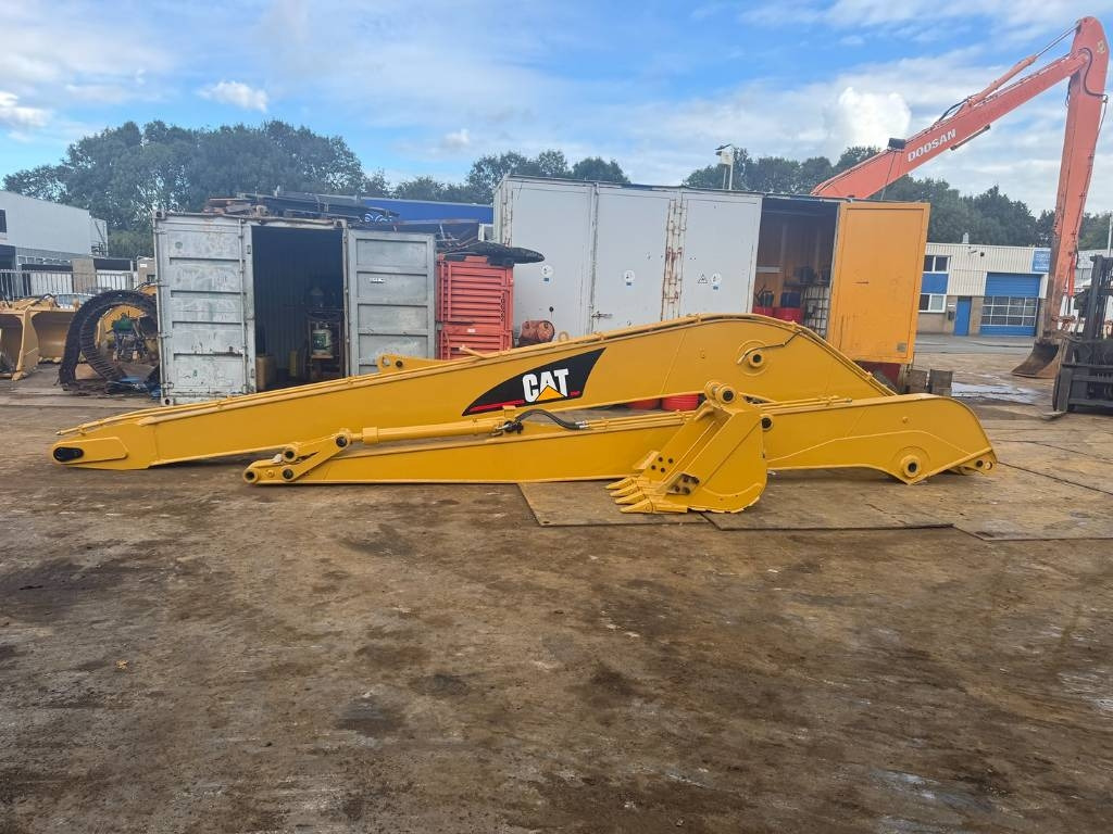 CAT 320 C L LONG REACH BOOM 15M UNUSED - Kaivuri: kuva CAT 320 C L LONG REACH BOOM 15M UNUSED - Kaivuri CAT 320 C L LONG REACH BOOM 15M UNUSED - Kaivuri: kuva CAT 320 C L LONG REACH BOOM 15M UNUSED - Kaivuri