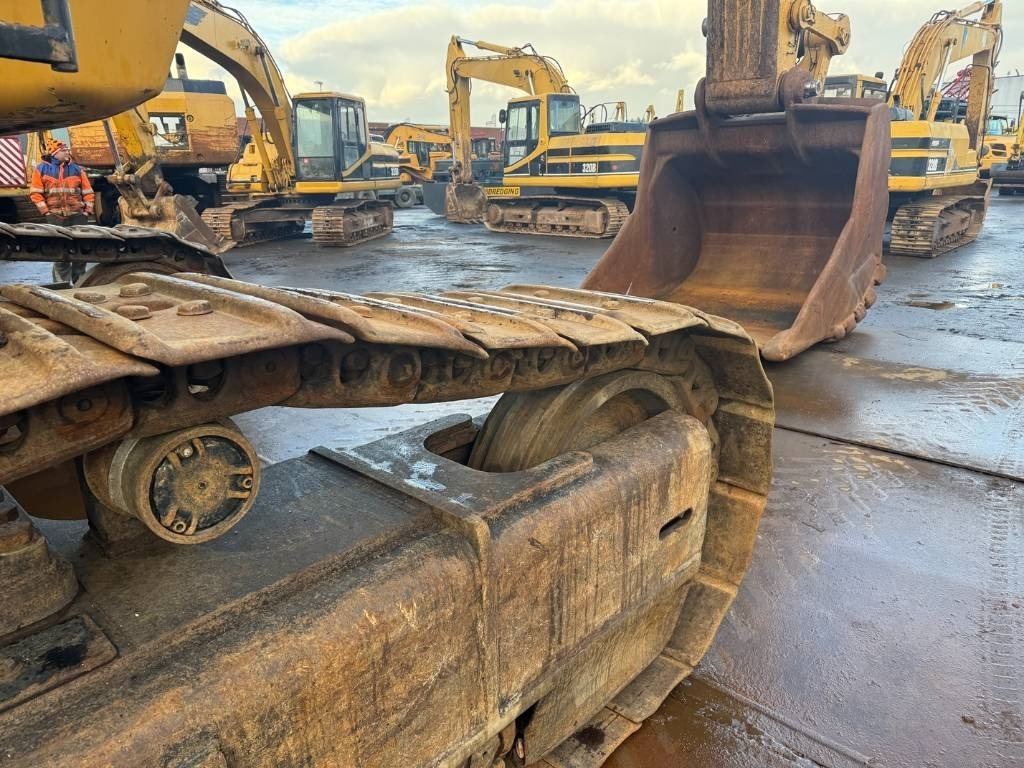 Telakaivukone CAT 390 D L ME: kuva Telakaivukone CAT 390 D L ME