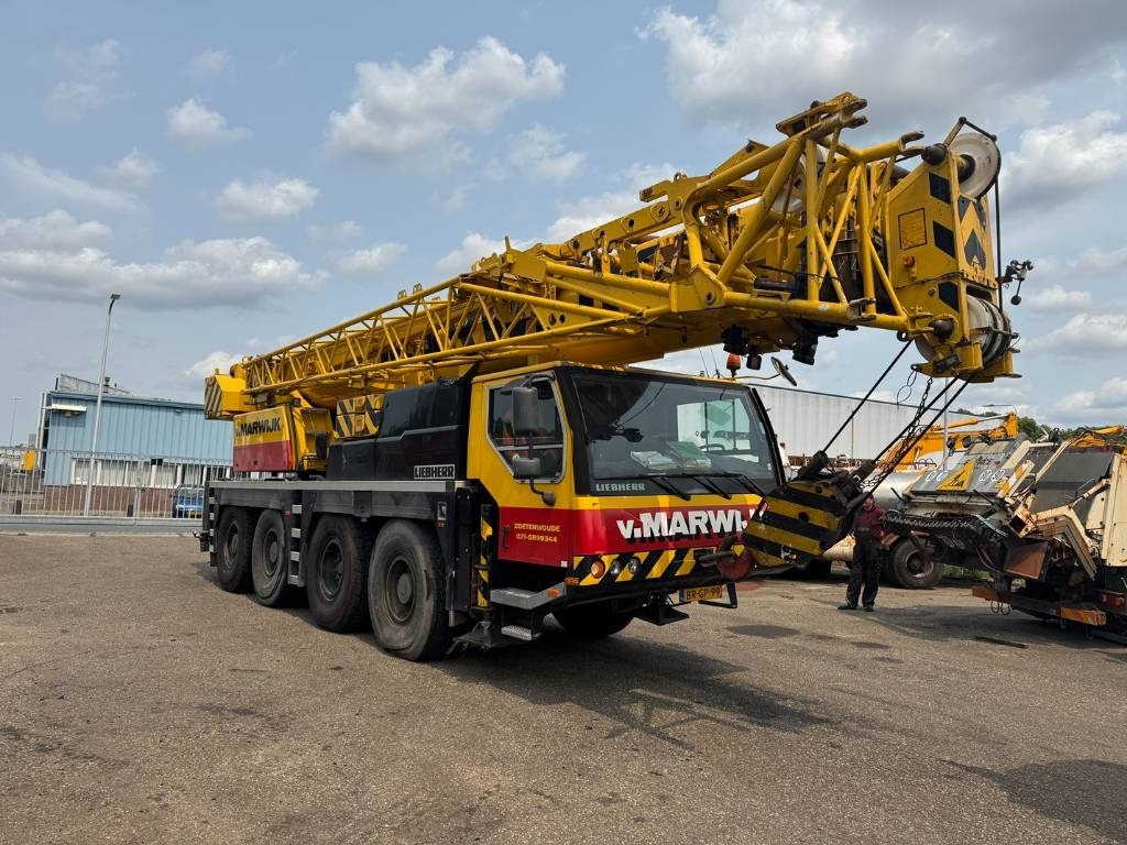 Kaikki maastonosturi Liebherr LTM 1070-4.1: kuva Kaikki maastonosturi Liebherr LTM 1070-4.1 Kaikki maastonosturi Liebherr LTM 1070-4.1: kuva Kaikki maastonosturi Liebherr LTM 1070-4.1