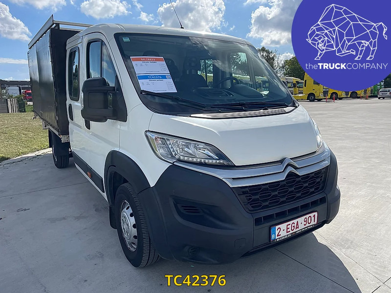 Avolava-auto Citroën Jumper: kuva Avolava-auto Citroën Jumper