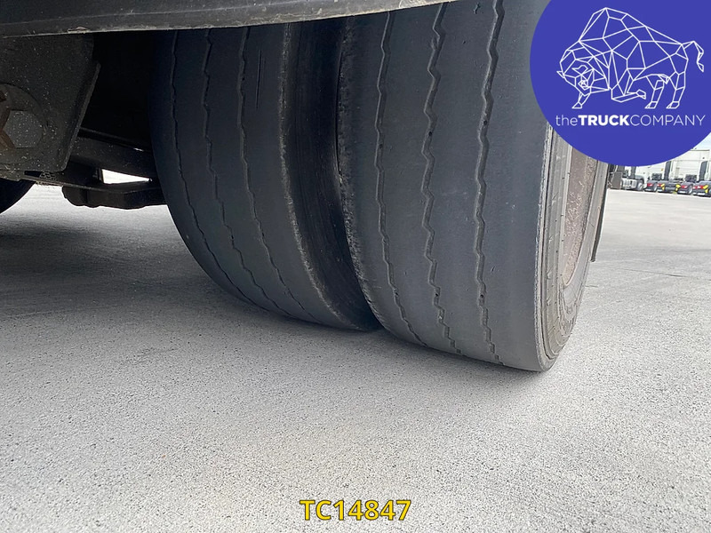 Fruehauf - Pressukapelliperävaunu: kuva Fruehauf - Pressukapelliperävaunu Fruehauf - Pressukapelliperävaunu: kuva Fruehauf - Pressukapelliperävaunu