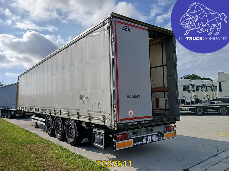 Kögel - Pressukapellipuoliperävaunu: kuva Kögel - Pressukapellipuoliperävaunu Kögel - Pressukapellipuoliperävaunu: kuva Kögel - Pressukapellipuoliperävaunu