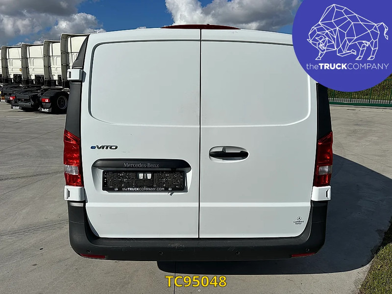 Mercedes-Benz e-Vito - Pakettiauto, Sähköpakettiauto: kuva Mercedes-Benz e-Vito - Pakettiauto, Sähköpakettiauto Mercedes-Benz e-Vito - Pakettiauto, Sähköpakettiauto: kuva Mercedes-Benz e-Vito - Pakettiauto, Sähköpakettiauto