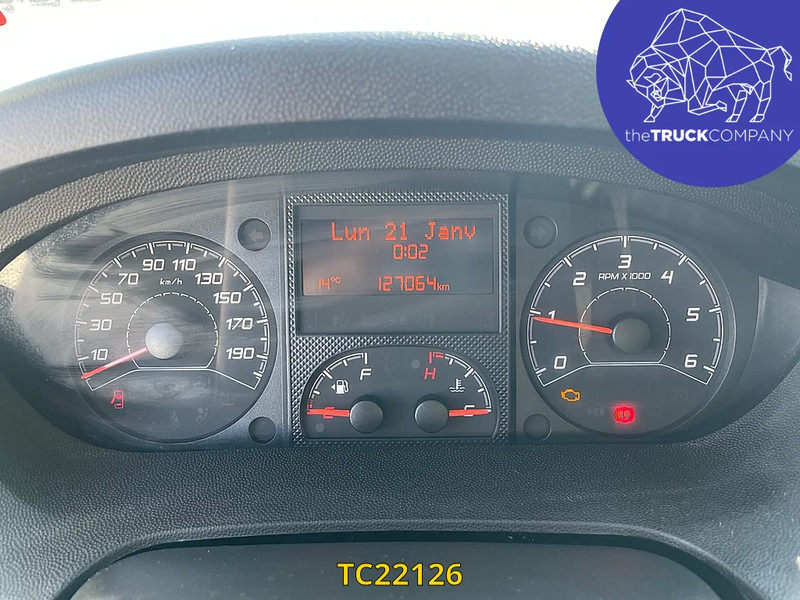 Peugeot Expert met laadklep - Jakeluauto: kuva Peugeot Expert met laadklep - Jakeluauto Peugeot Expert met laadklep - Jakeluauto: kuva Peugeot Expert met laadklep - Jakeluauto
