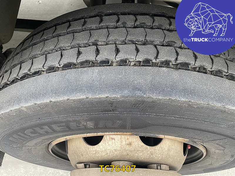 Renault D 210 - Refrigeraattori kuorma-auto: kuva Renault D 210 - Refrigeraattori kuorma-auto Renault D 210 - Refrigeraattori kuorma-auto: kuva Renault D 210 - Refrigeraattori kuorma-auto