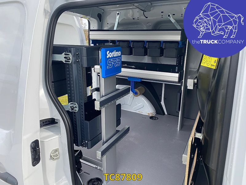 Renault Kangoo 1.5 DCI NAVI AIRCO - Pieni pakettiauto: kuva Renault Kangoo 1.5 DCI NAVI AIRCO - Pieni pakettiauto Renault Kangoo 1.5 DCI NAVI AIRCO - Pieni pakettiauto: kuva Renault Kangoo 1.5 DCI NAVI AIRCO - Pieni pakettiauto