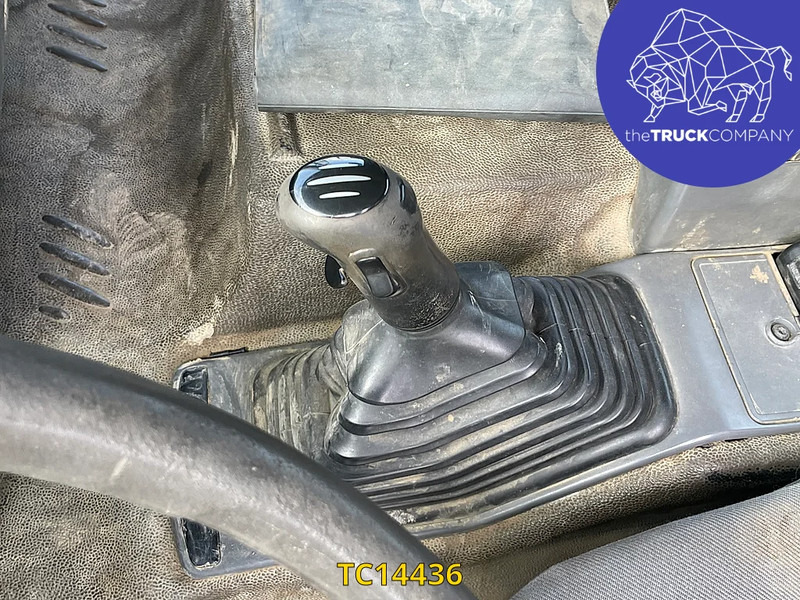 Renault Kerax 370 - Konttialus/ Vaihtokuormatilat kuorma-auto: kuva Renault Kerax 370 - Konttialus/ Vaihtokuormatilat kuorma-auto Renault Kerax 370 - Konttialus/ Vaihtokuormatilat kuorma-auto: kuva Renault Kerax 370 - Konttialus/ Vaihtokuormatilat kuorma-auto
