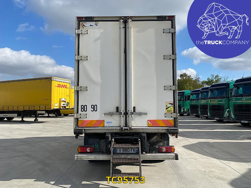 Renault Midlum 180 - Refrigeraattori kuorma-auto: kuva Renault Midlum 180 - Refrigeraattori kuorma-auto Renault Midlum 180 - Refrigeraattori kuorma-auto: kuva Renault Midlum 180 - Refrigeraattori kuorma-auto
