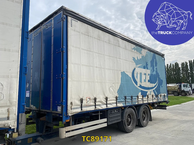 Van Hool - Pressukapelliperävaunu: kuva Van Hool - Pressukapelliperävaunu Van Hool - Pressukapelliperävaunu: kuva Van Hool - Pressukapelliperävaunu