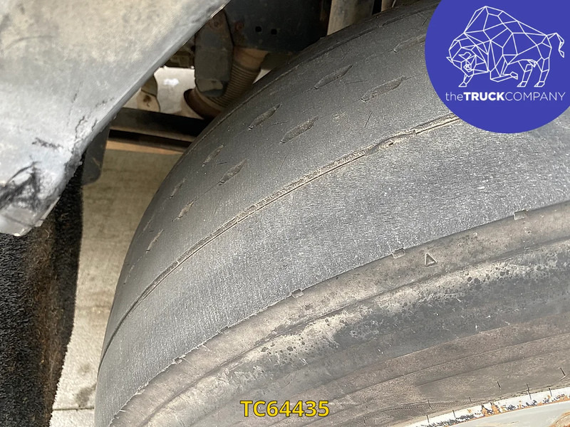 Vetopöytäauto DAF XF 105 460: kuva Vetopöytäauto DAF XF 105 460 Vetopöytäauto DAF XF 105 460: kuva Vetopöytäauto DAF XF 105 460