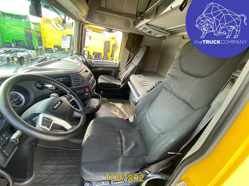 DAF XF 105 480 - Vetopöytäauto: kuva DAF XF 105 480 - Vetopöytäauto DAF XF 105 480 - Vetopöytäauto: kuva DAF XF 105 480 - Vetopöytäauto