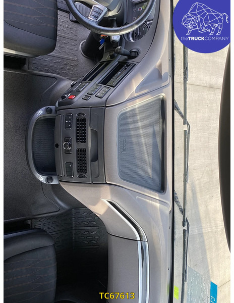 DAF XF 480 - Vetopöytäauto: kuva DAF XF 480 - Vetopöytäauto DAF XF 480 - Vetopöytäauto: kuva DAF XF 480 - Vetopöytäauto