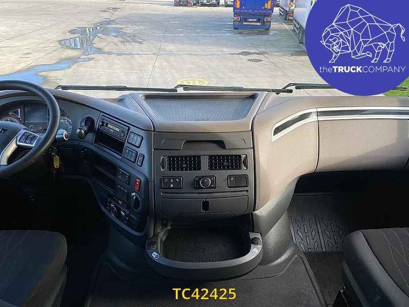 DAF XF 480 - Vetopöytäauto: kuva DAF XF 480 - Vetopöytäauto DAF XF 480 - Vetopöytäauto: kuva DAF XF 480 - Vetopöytäauto