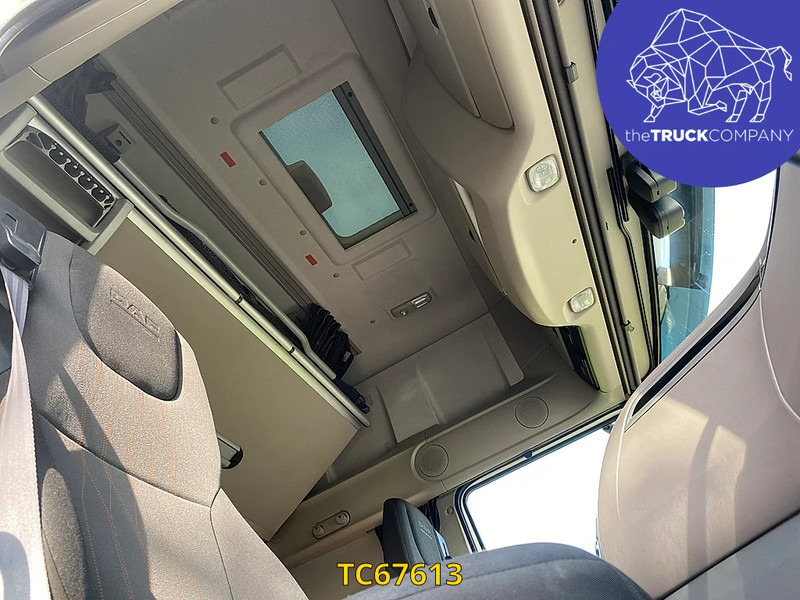 DAF XF 480 - Vetopöytäauto: kuva DAF XF 480 - Vetopöytäauto DAF XF 480 - Vetopöytäauto: kuva DAF XF 480 - Vetopöytäauto