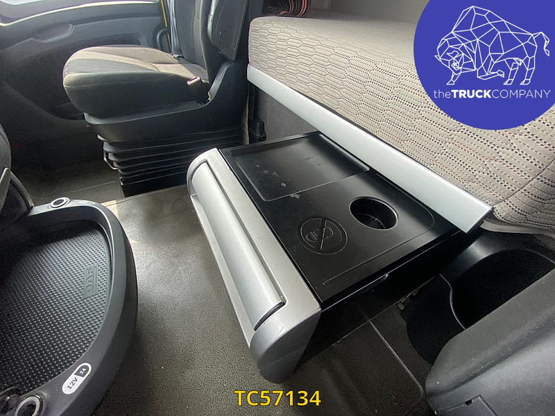 Vetopöytäauto DAF XF Euro6 430: kuva Vetopöytäauto DAF XF Euro6 430 Vetopöytäauto DAF XF Euro6 430: kuva Vetopöytäauto DAF XF Euro6 430