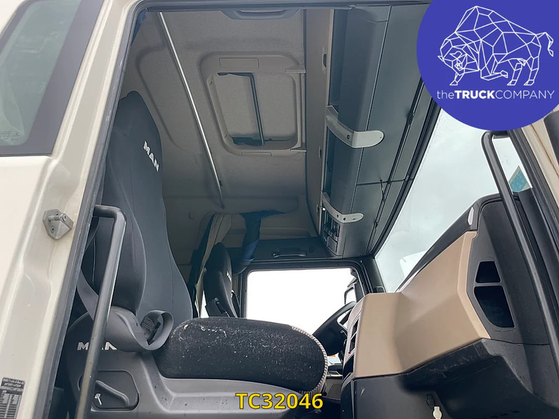 MAN TGX 460 - Vetopöytäauto: kuva MAN TGX 460 - Vetopöytäauto MAN TGX 460 - Vetopöytäauto: kuva MAN TGX 460 - Vetopöytäauto