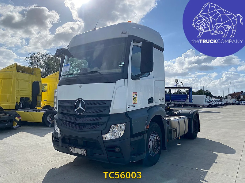 Mercedes-Benz Actros 1943 - Vetopöytäauto: kuva Mercedes-Benz Actros 1943 - Vetopöytäauto Mercedes-Benz Actros 1943 - Vetopöytäauto: kuva Mercedes-Benz Actros 1943 - Vetopöytäauto