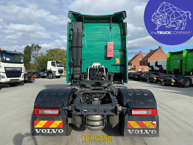 Volvo - Vetopöytäauto: kuva Volvo - Vetopöytäauto Volvo - Vetopöytäauto: kuva Volvo - Vetopöytäauto