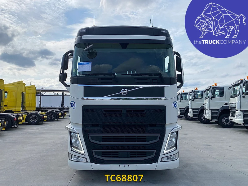 Volvo FH 460 - Vetopöytäauto: kuva Volvo FH 460 - Vetopöytäauto Volvo FH 460 - Vetopöytäauto: kuva Volvo FH 460 - Vetopöytäauto
