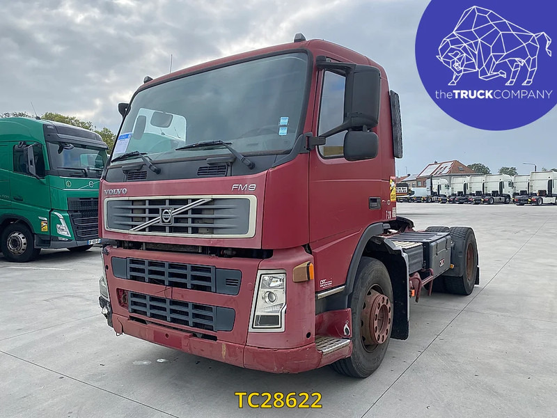 Volvo FM 380 - Vetopöytäauto: kuva Volvo FM 380 - Vetopöytäauto Volvo FM 380 - Vetopöytäauto: kuva Volvo FM 380 - Vetopöytäauto