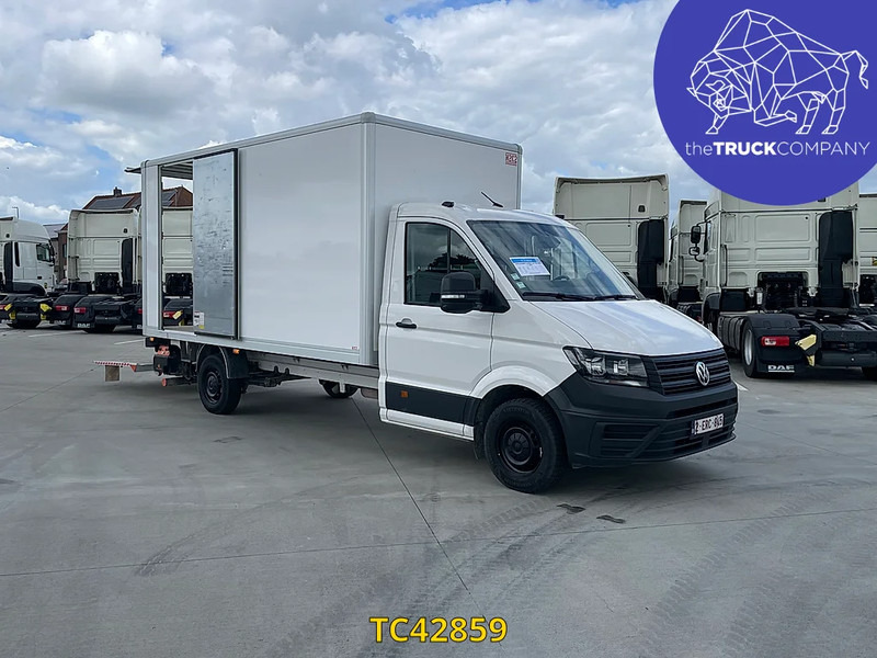 Volkswagen Crafter 2.0 TDI BOX + LIFT - Jakeluauto: kuva Volkswagen Crafter 2.0 TDI BOX + LIFT - Jakeluauto Volkswagen Crafter 2.0 TDI BOX + LIFT - Jakeluauto: kuva Volkswagen Crafter 2.0 TDI BOX + LIFT - Jakeluauto