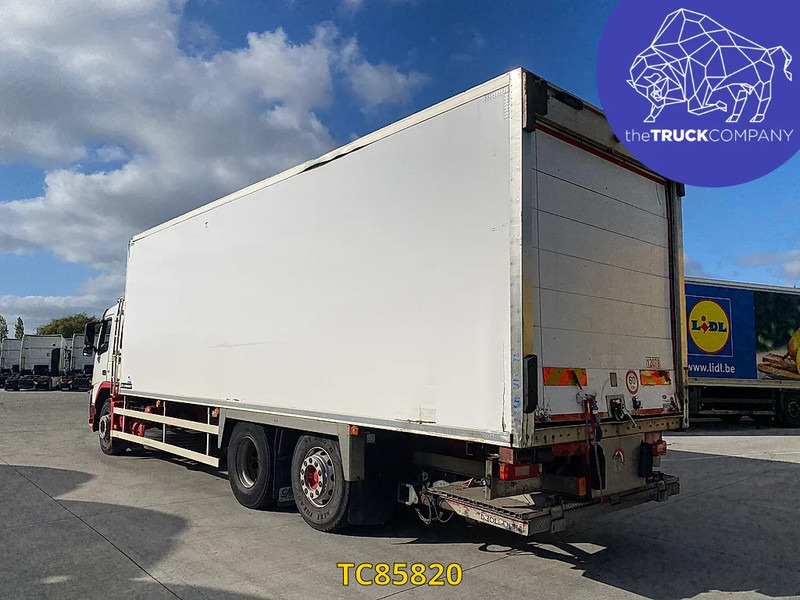 Volvo FM 410 - Refrigeraattori kuorma-auto: kuva Volvo FM 410 - Refrigeraattori kuorma-auto Volvo FM 410 - Refrigeraattori kuorma-auto: kuva Volvo FM 410 - Refrigeraattori kuorma-auto