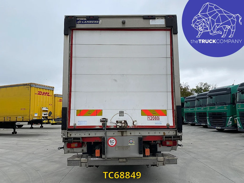 Volvo FM 410 - Refrigeraattori kuorma-auto: kuva Volvo FM 410 - Refrigeraattori kuorma-auto Volvo FM 410 - Refrigeraattori kuorma-auto: kuva Volvo FM 410 - Refrigeraattori kuorma-auto