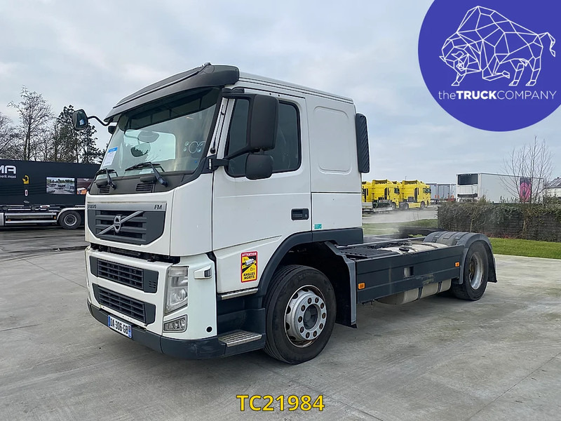 Volvo FM 460 - Kuljetin kuorma-auto: kuva Volvo FM 460 - Kuljetin kuorma-auto Volvo FM 460 - Kuljetin kuorma-auto: kuva Volvo FM 460 - Kuljetin kuorma-auto