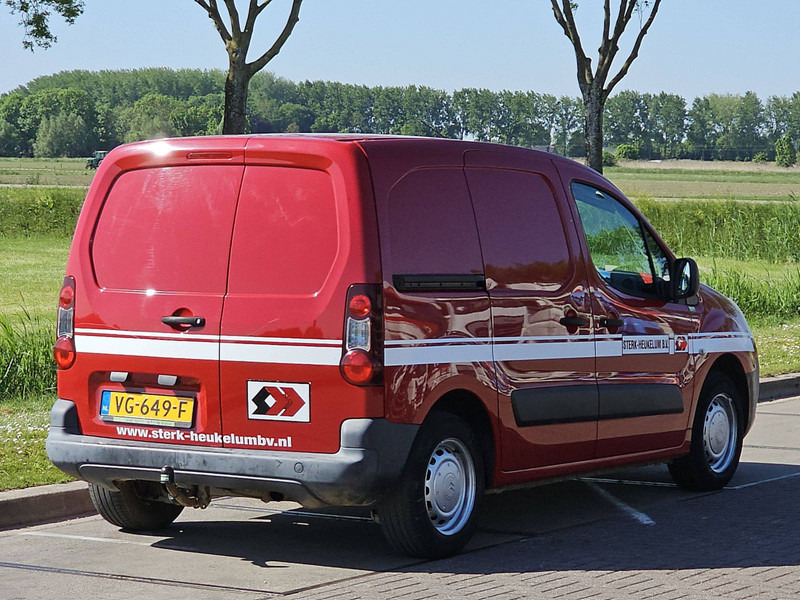 Citroën Berlingo 1.6 HDI - Pieni pakettiauto: kuva Citroën Berlingo 1.6 HDI - Pieni pakettiauto Citroën Berlingo 1.6 HDI - Pieni pakettiauto: kuva Citroën Berlingo 1.6 HDI - Pieni pakettiauto