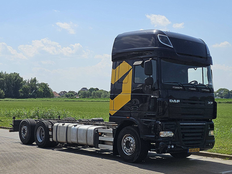 DAF XF 105.460 SSC 6X2 FAS MANUAL - Kuorma-auto alusta: kuva DAF XF 105.460 SSC 6X2 FAS MANUAL - Kuorma-auto alusta DAF XF 105.460 SSC 6X2 FAS MANUAL - Kuorma-auto alusta: kuva DAF XF 105.460 SSC 6X2 FAS MANUAL - Kuorma-auto alusta