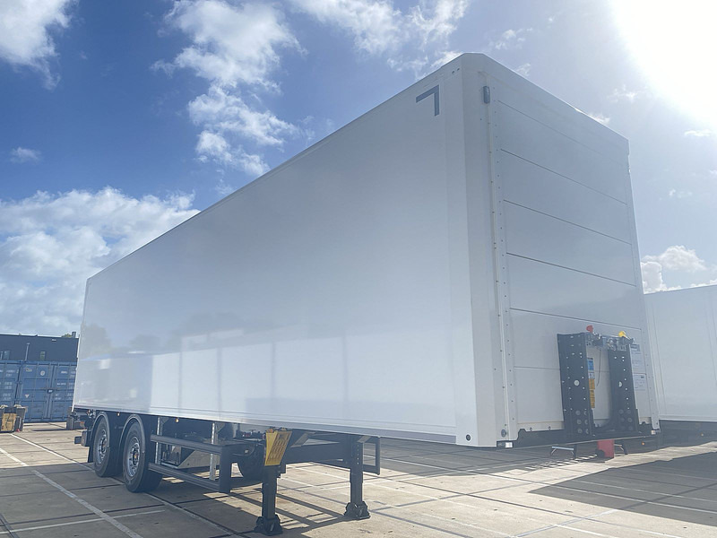 KLEYN TRAILERS TFSH 18 KOFFER - Umpikori puoliperävaunu: kuva KLEYN TRAILERS TFSH 18 KOFFER - Umpikori puoliperävaunu KLEYN TRAILERS TFSH 18 KOFFER - Umpikori puoliperävaunu: kuva KLEYN TRAILERS TFSH 18 KOFFER - Umpikori puoliperävaunu