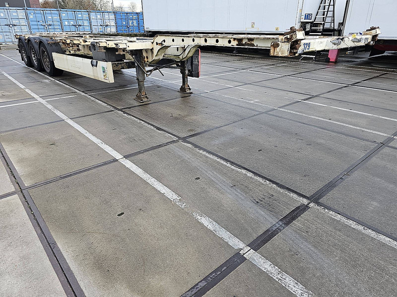 Krone SD - Konttialus/ Vaihtokuormatilat puoliperävaunu: kuva Krone SD - Konttialus/ Vaihtokuormatilat puoliperävaunu Krone SD - Konttialus/ Vaihtokuormatilat puoliperävaunu: kuva Krone SD - Konttialus/ Vaihtokuormatilat puoliperävaunu